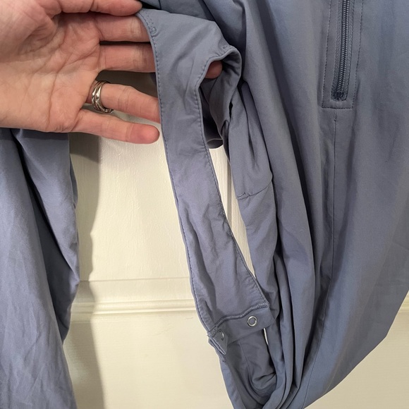 SKIMS Fits Everybody Long Sleeve Zip Front Bodysuit - Picture 6 of 9